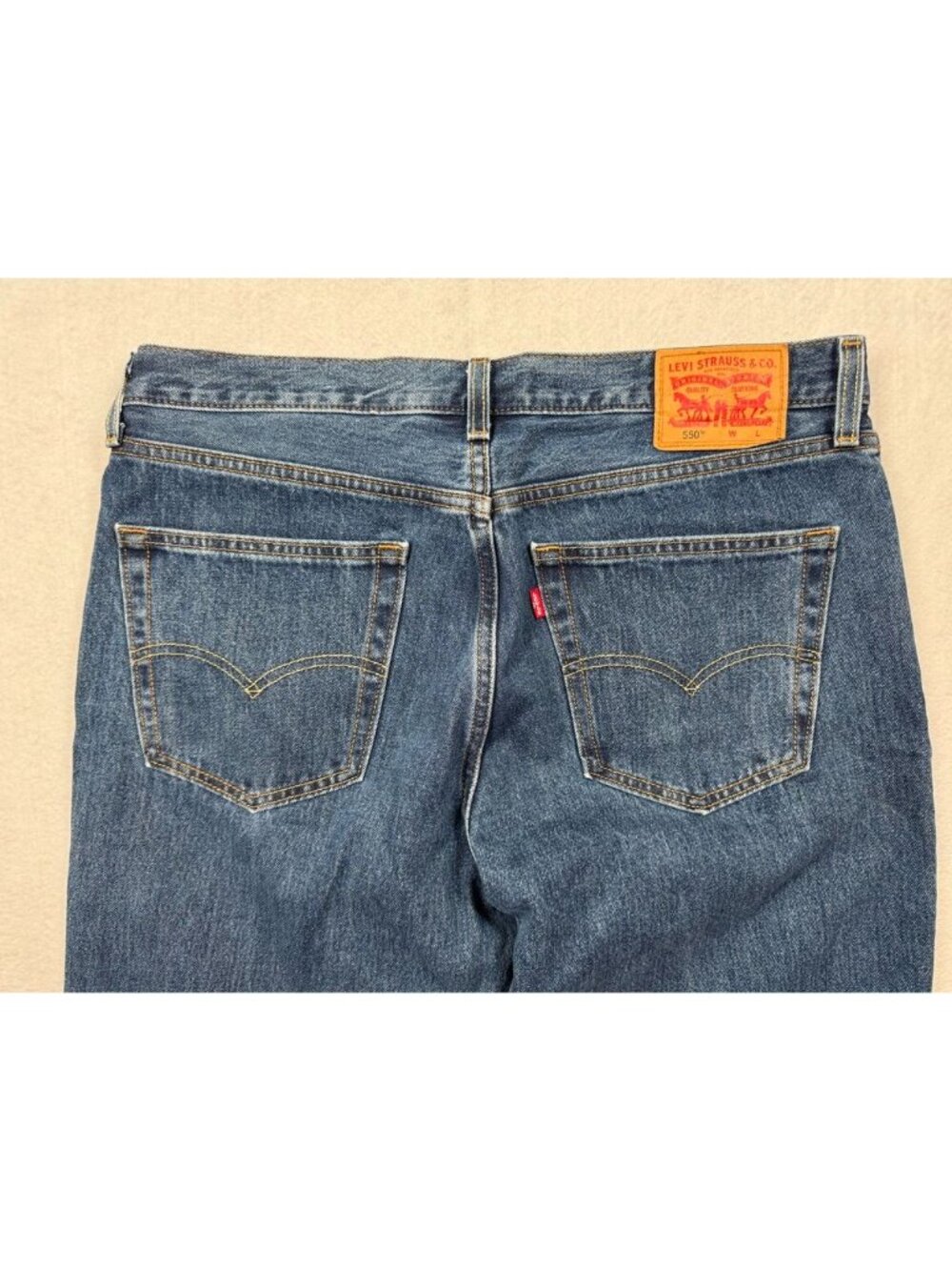 Levi's 550 Relaxed Fit Men's Jeans 100% Cotton Blue Dark Wash Mens Size 36 x 38 - Picture 5 of 9